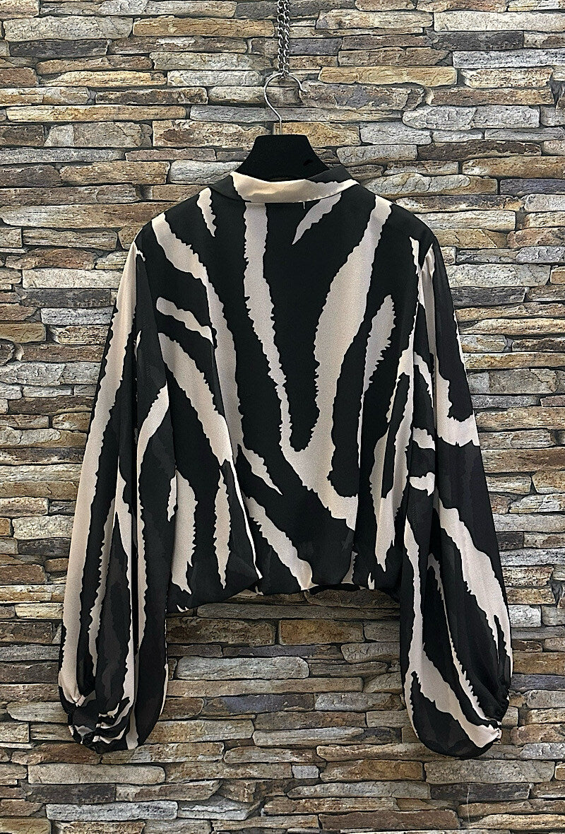 ELLZ1 Black Zebra Print Bow Blouse