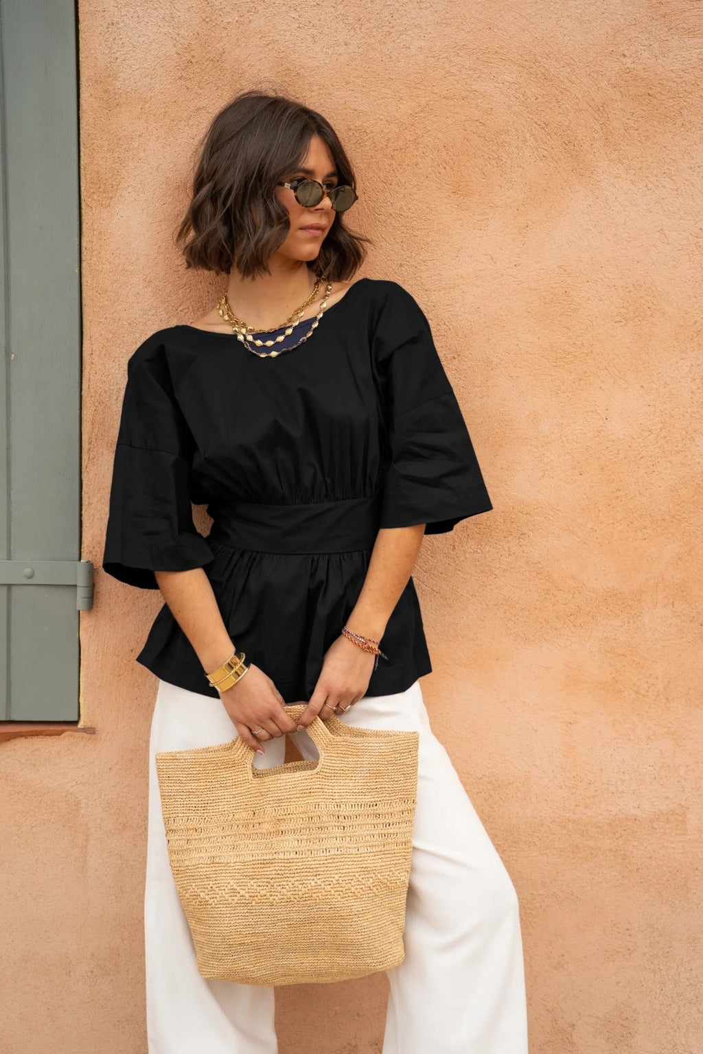 ESTNBBK Cotton Blouse with Back Bow Black