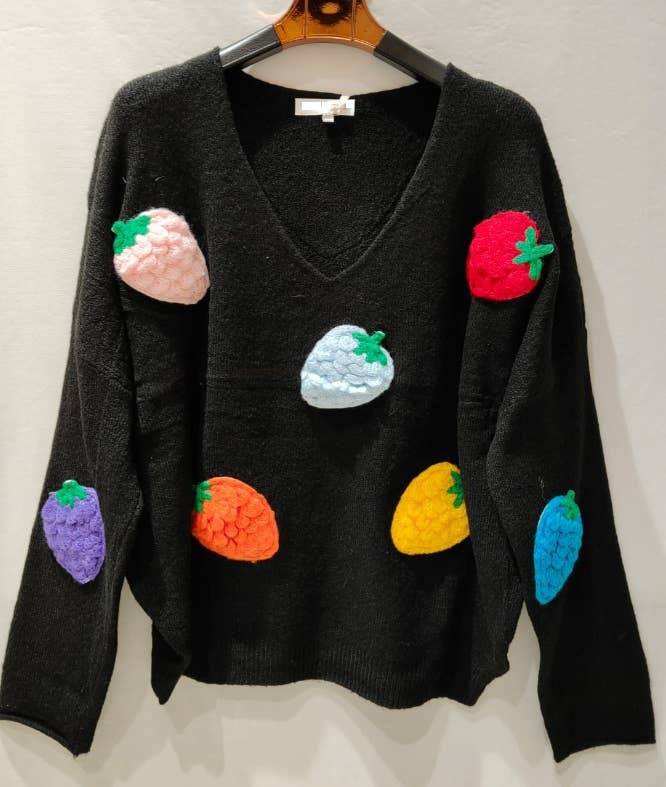 MC035 Black Soft Comfy Sweater w/Strawberries LOOWIE
