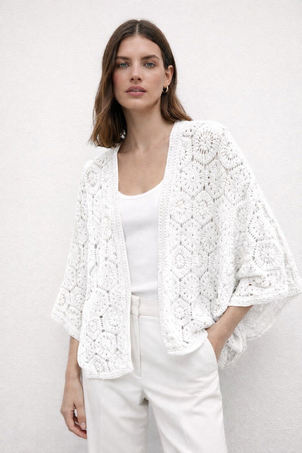 LUCOC - White