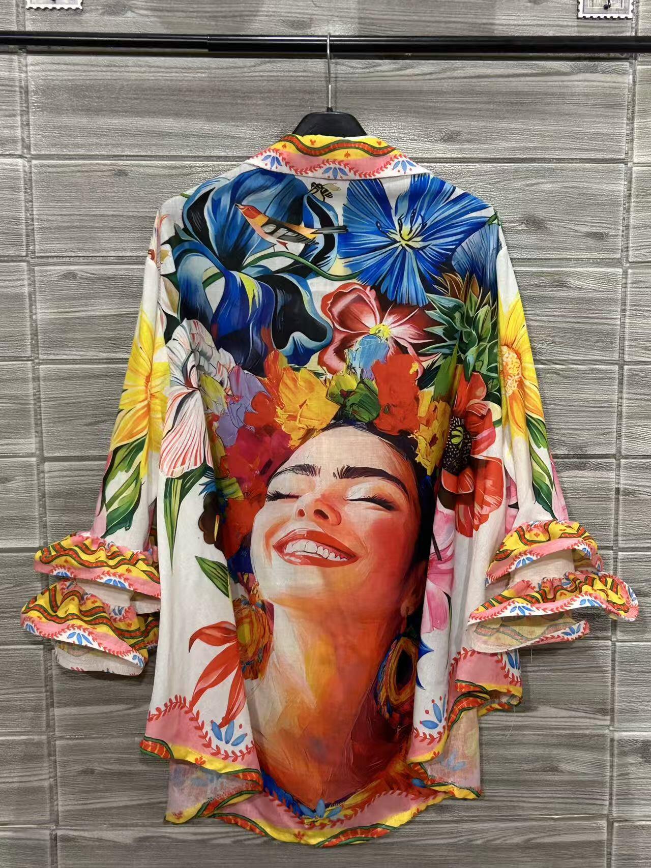 ZOSH9WH Tulip Print Ruffle Blouse White