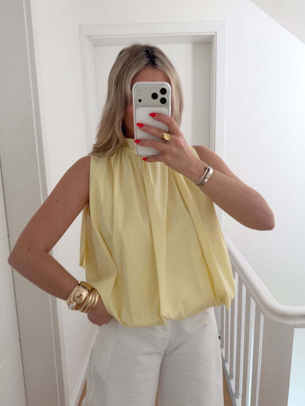ESTBALY Sleeveless Cotton Balloon Blouse Light Yellow
