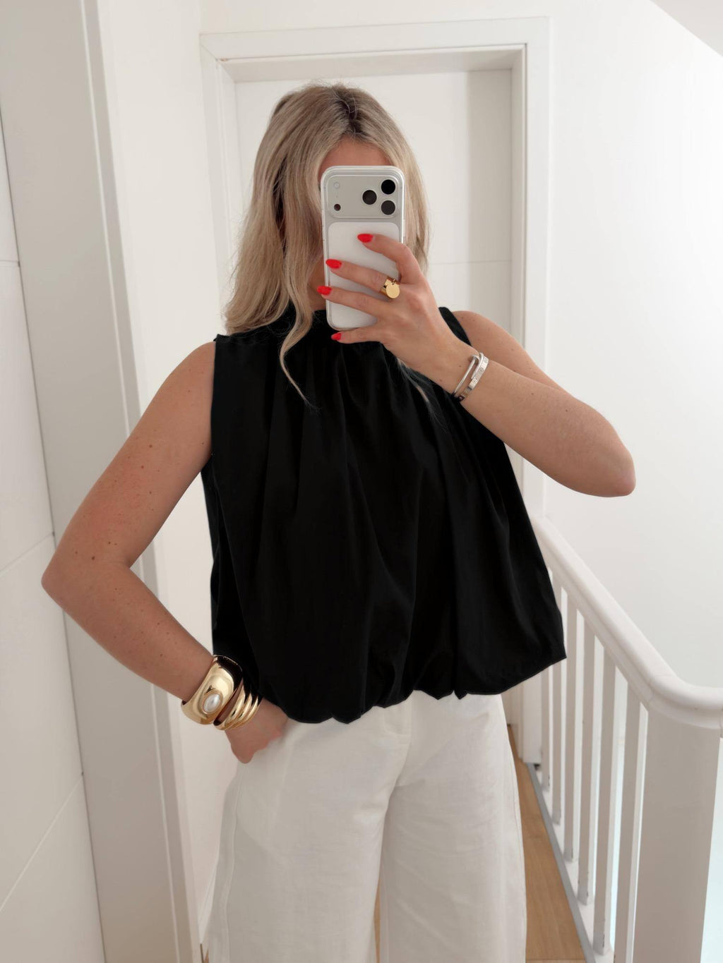 ESTBABK Sleeveless Cotton Balloon Blouse Black