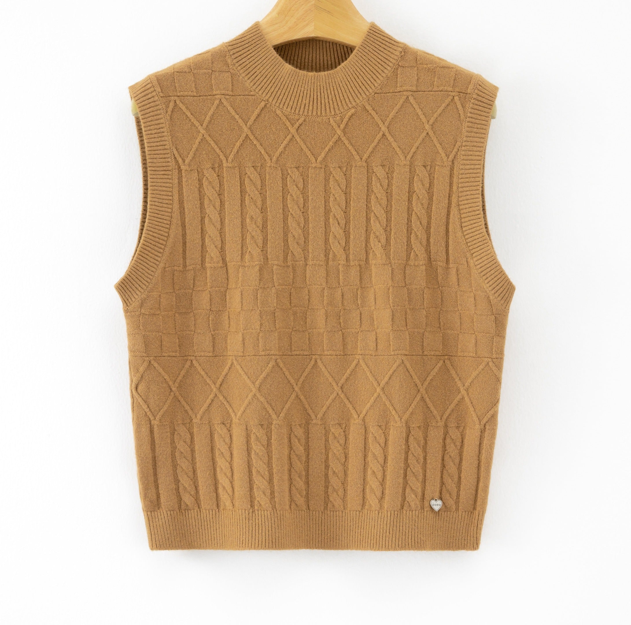 LUJKT7 Camel Jacquard Knit Tank Top