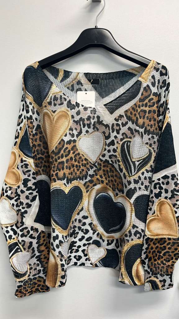 PONHEA One Size Black Heart Printed Knitted Sweater LOOWIE