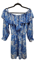 UN3 Off-the-Shoulder Blue Tropical Print Dress with Ruffles