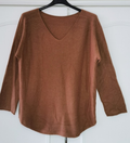 Z822 Italian One Size Camel V-Neck Knit Soft Sweater LOOWIE