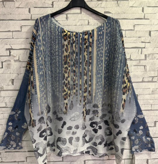 Z2015 One Size Blue Leopard Printed Sweater LOOWIE