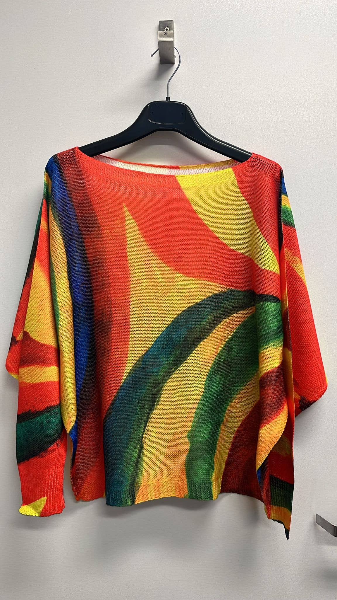 VIWAO Orange Wavy Round Neck Knit Printed Sweater