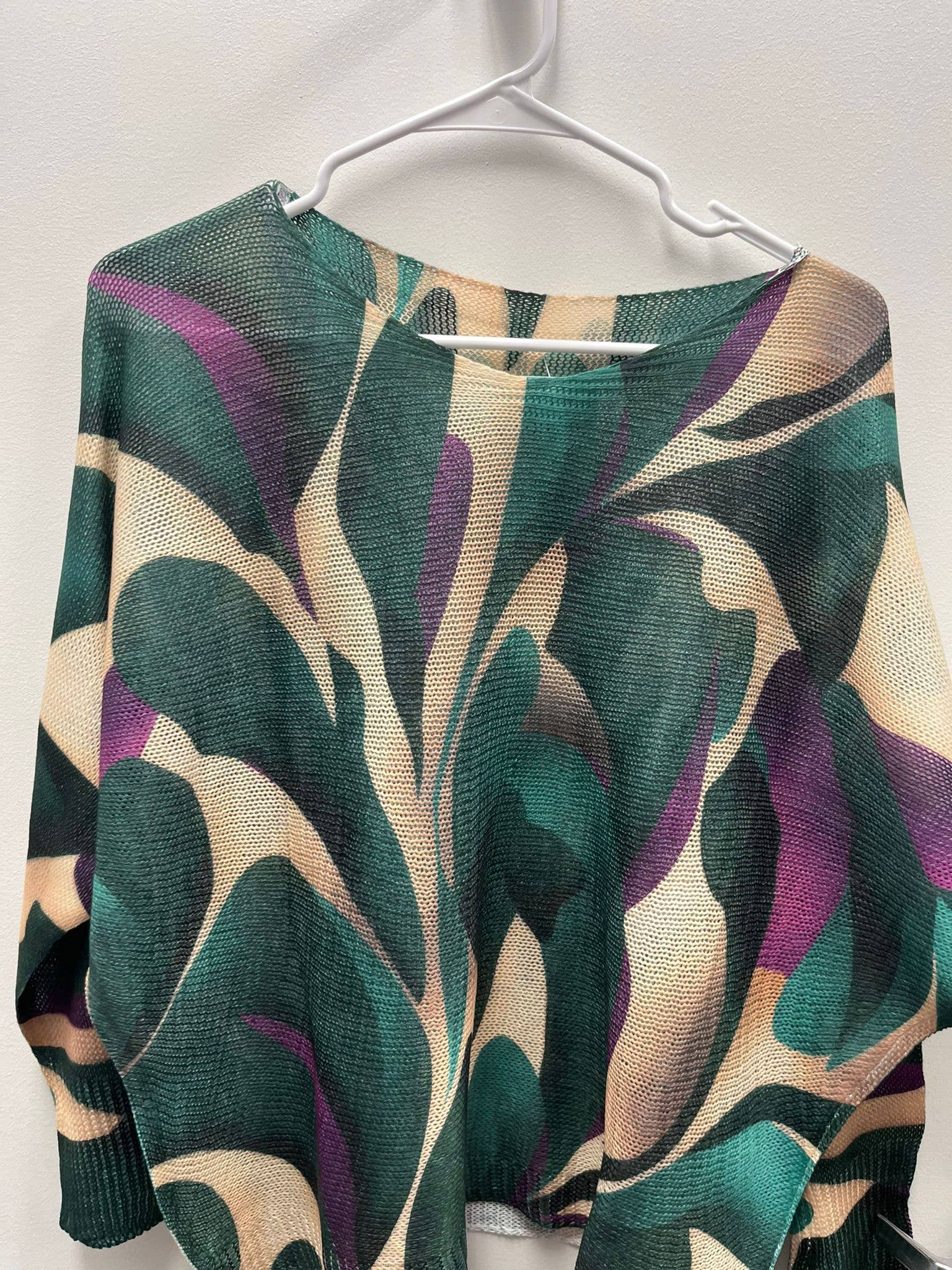 Z455 Green Abstract Round Knit Printed Sweater LOOWIE