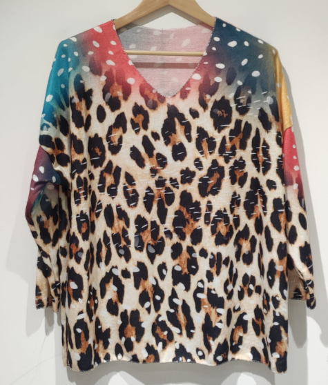 POLB Italian Cozy Leopard Sweater One Size LOOWIE