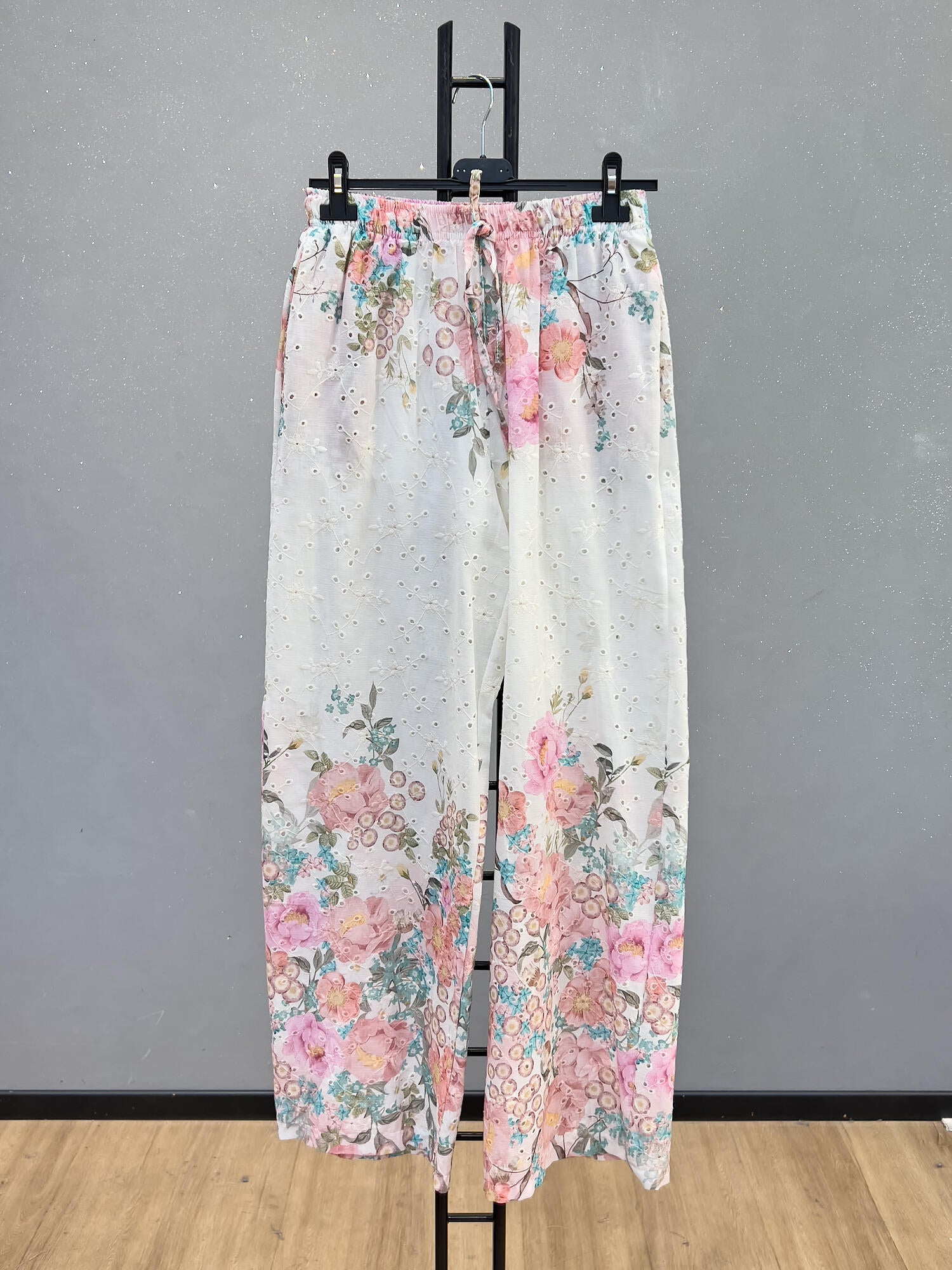 VLEFSBS Cotton Eyelet Floral Set Blush