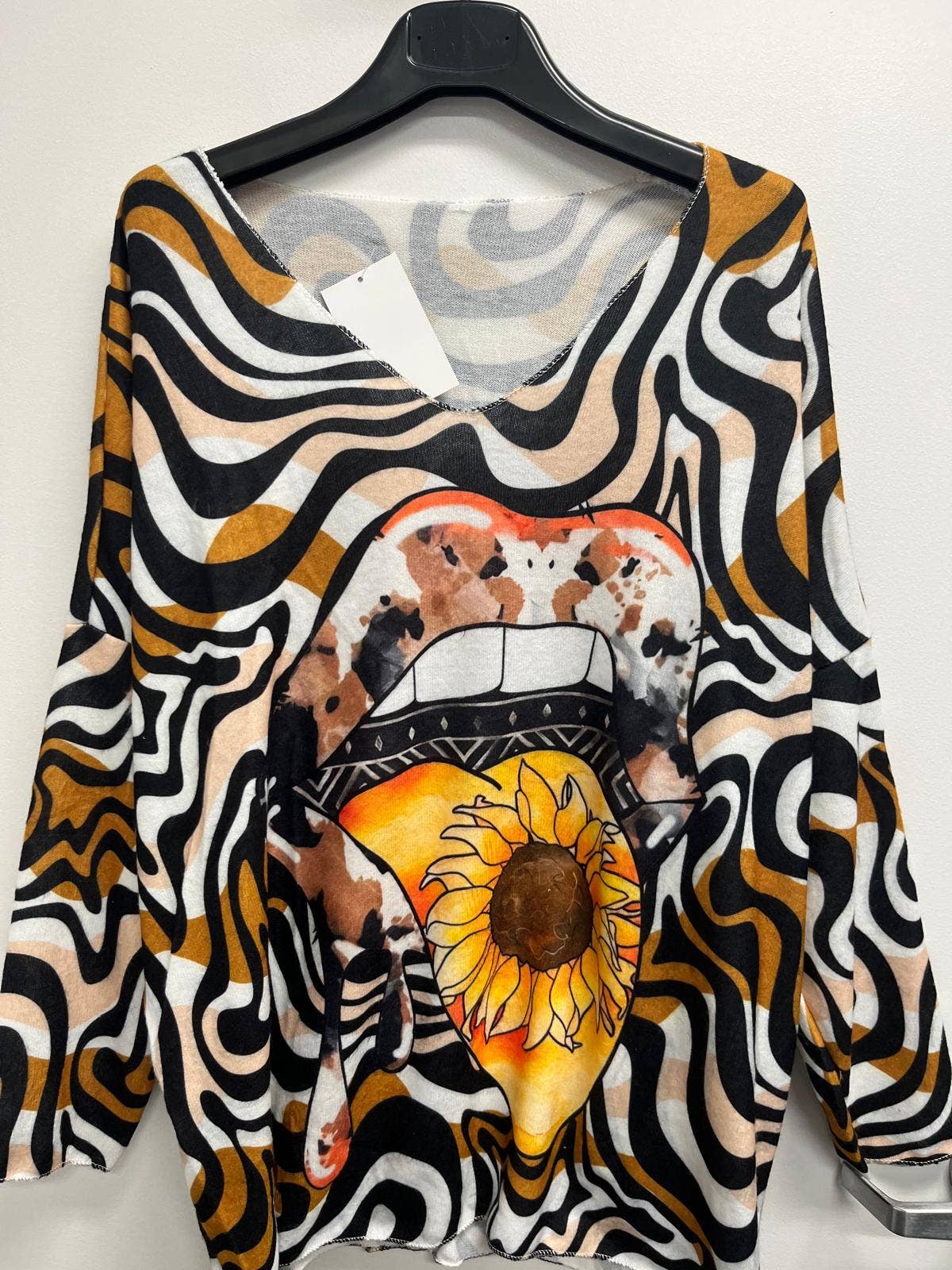 POCSF Italian Cozy Black Sunflower Sweater One Size