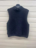 ESTAV2 Black Alpaca Vest