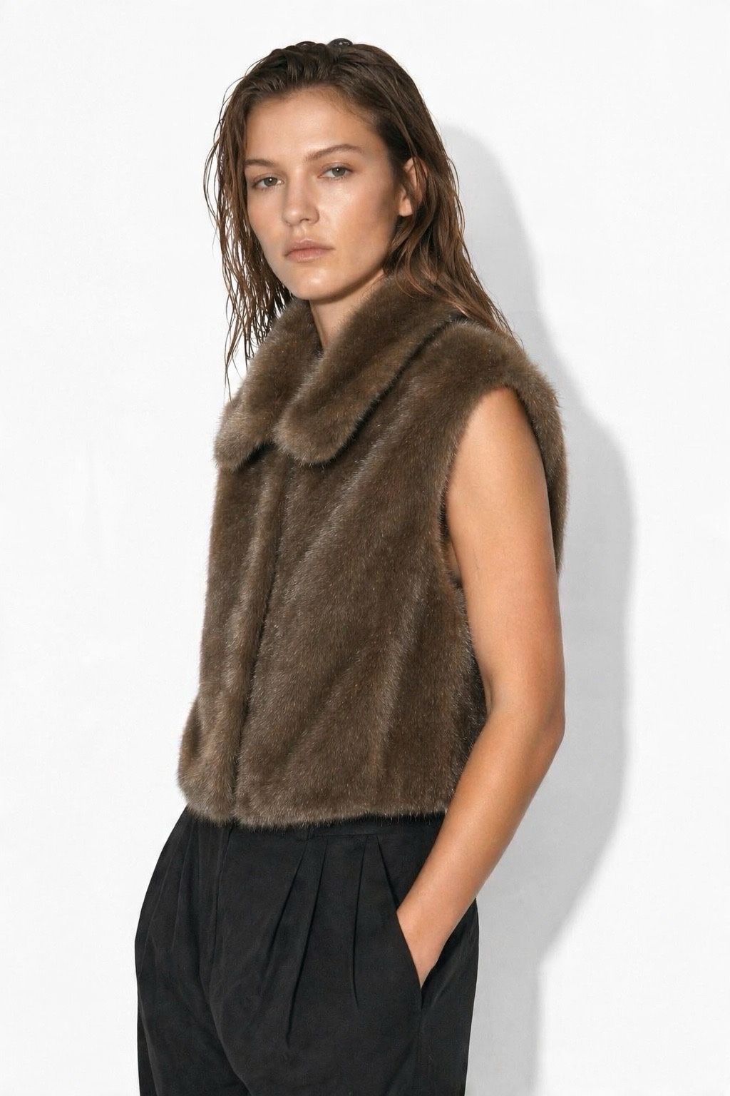 JA91 Brown Collared Faux Fur Vest