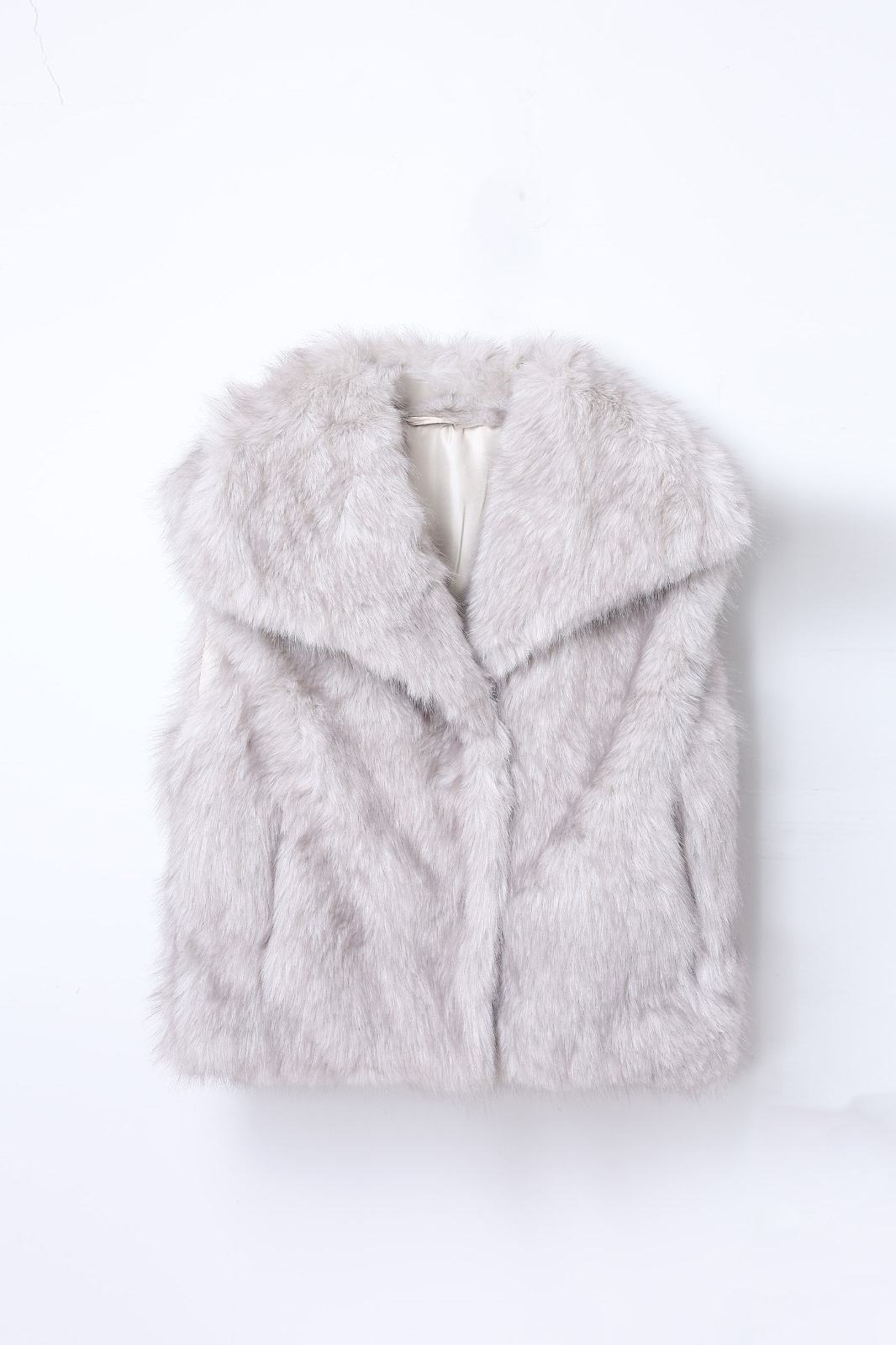 JA149 Light Gray Wide Collar Faux Fur Vest