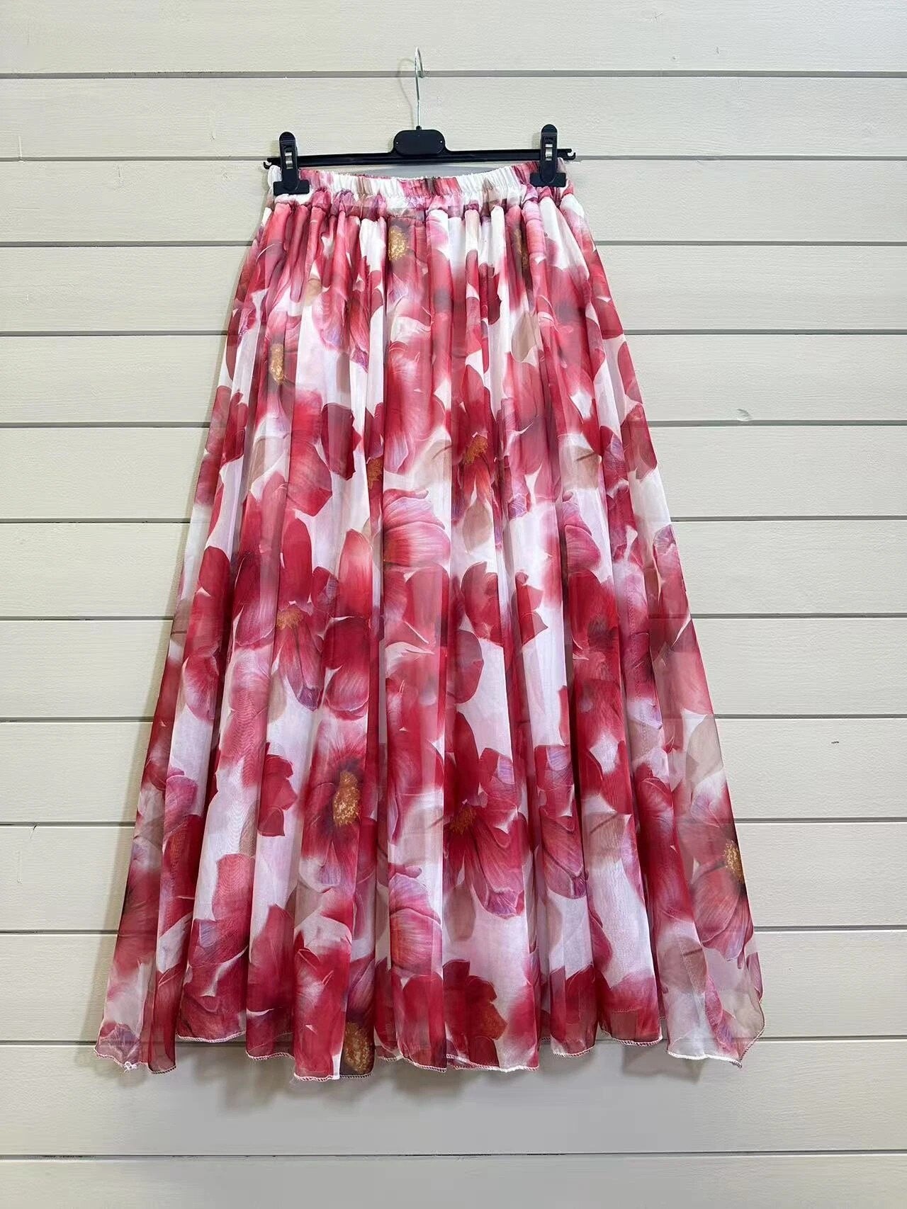 ESTFSRD Floral Print Silk Skirt Red
