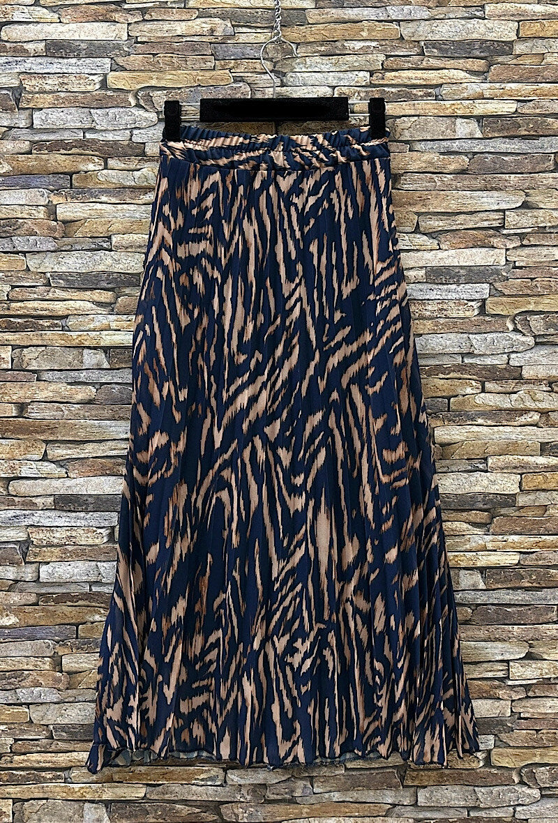 ESLRZNV Lorris Zebra Pleated Skirt Navy