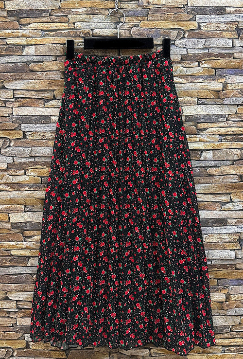 ESLRFBK Lorris Floral Pleated Skirt Black