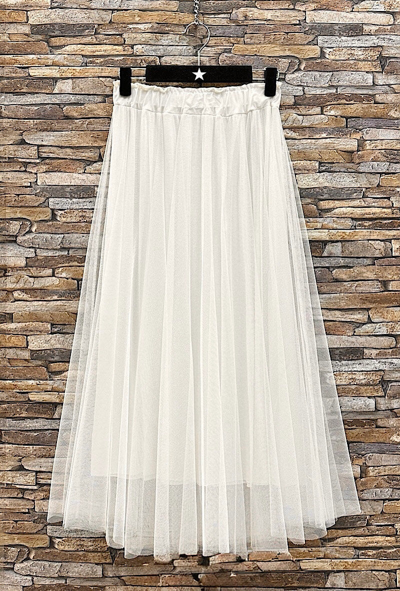 ELT8 White Tulle Skirt