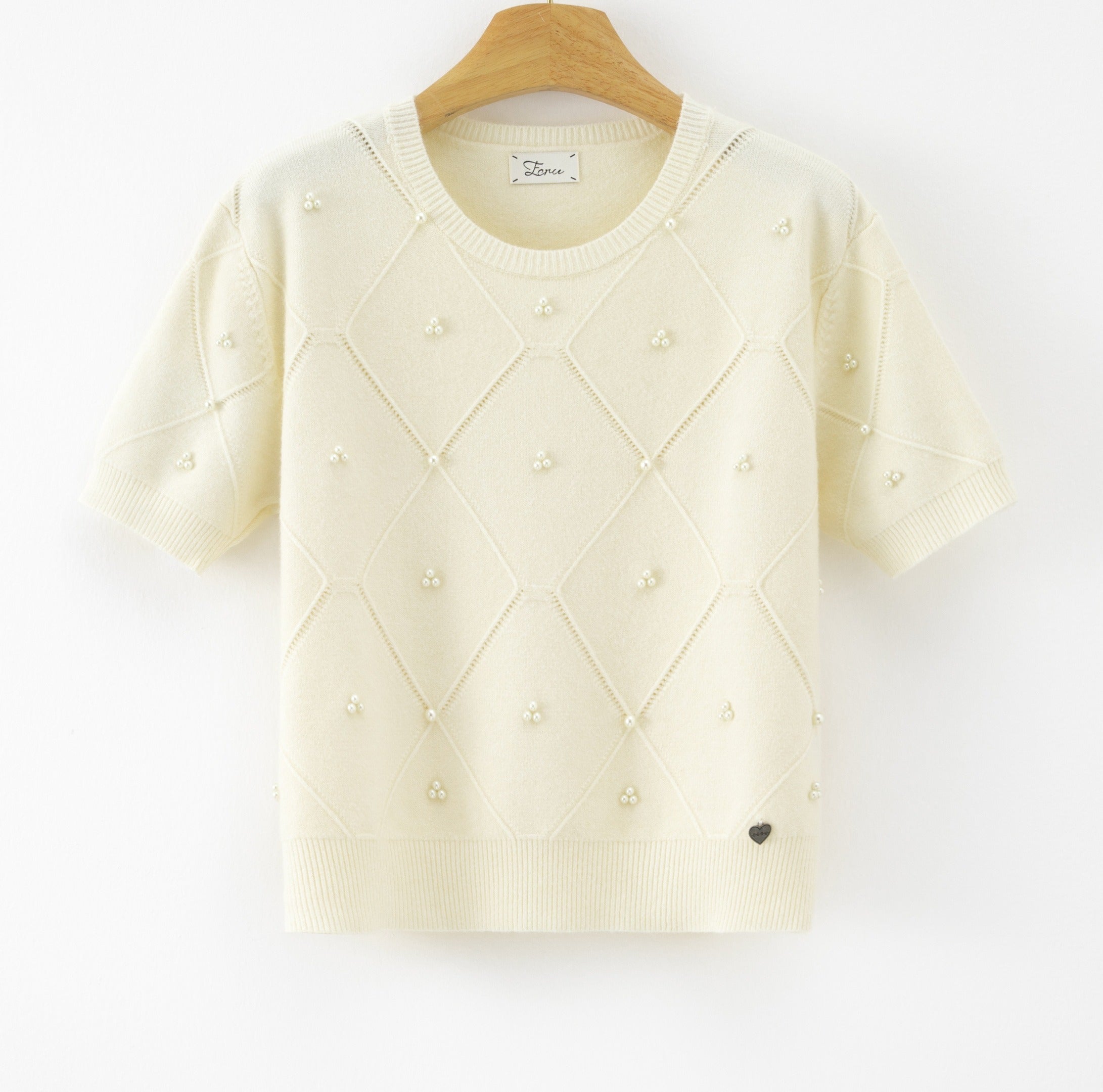 LUBDS4 White Beaded Diamond Sweater
