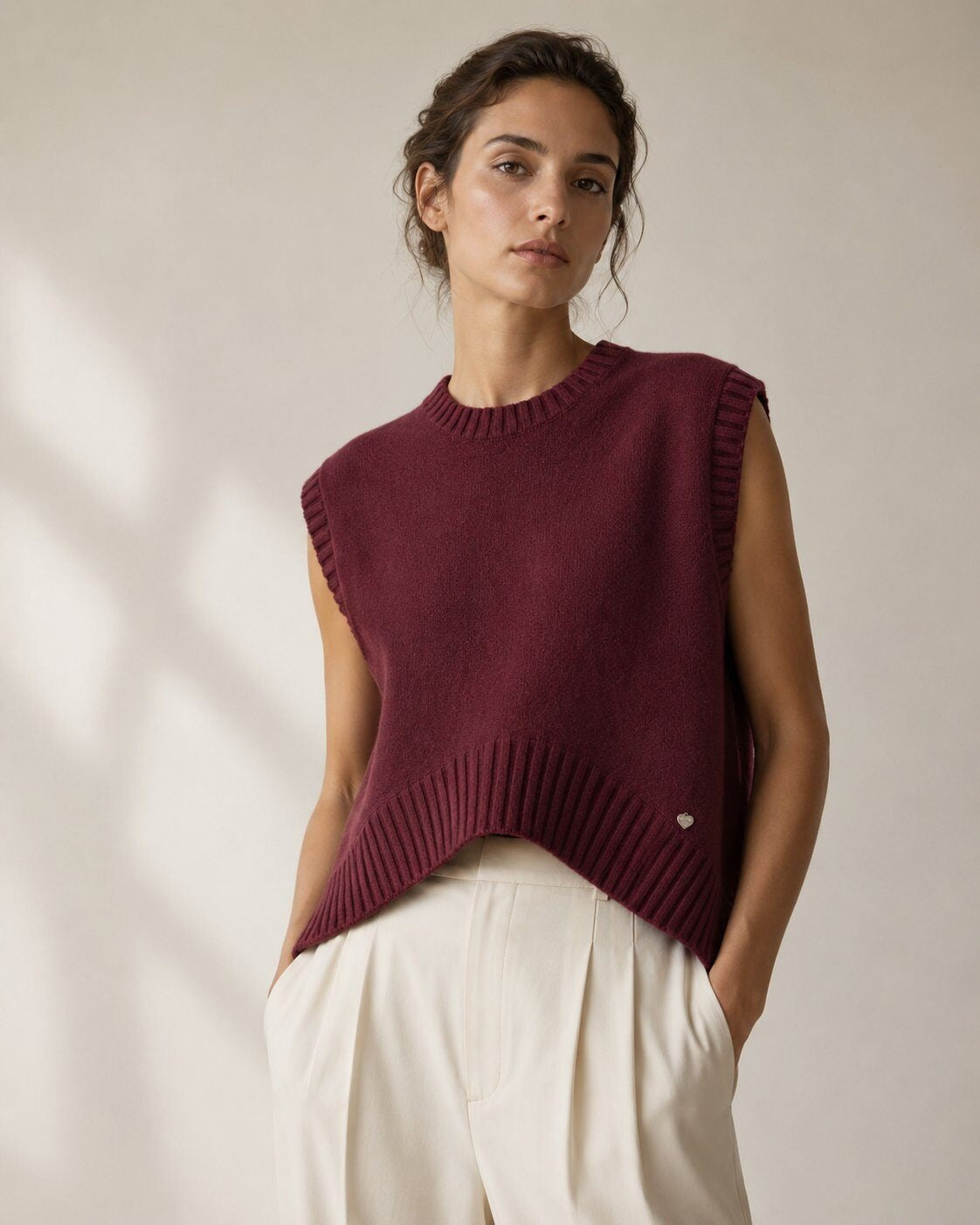 LUBXC6 Burgundy Boxy Knit Vest