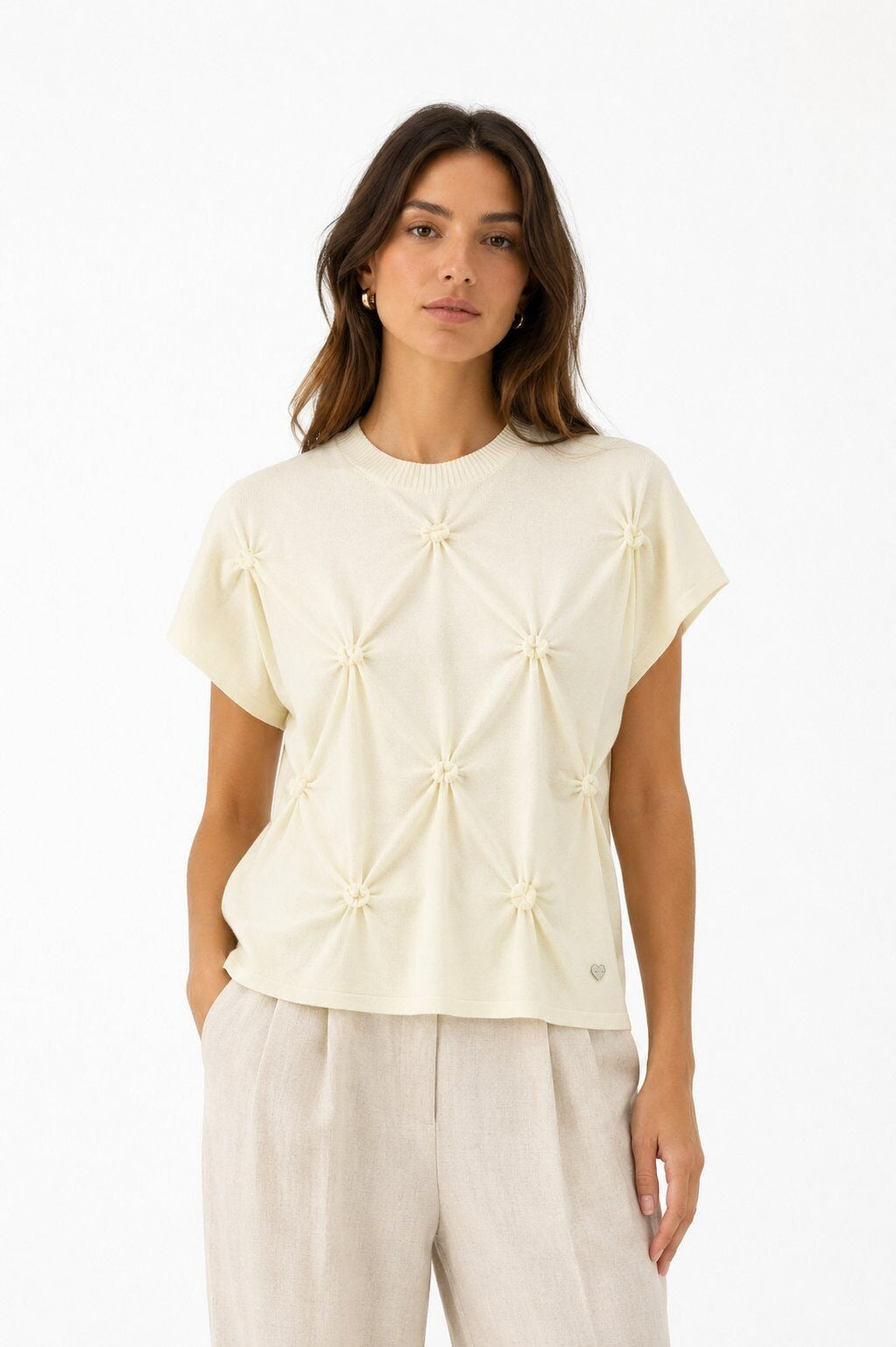 LUHPS4 White Handmade Pintuck Sweater