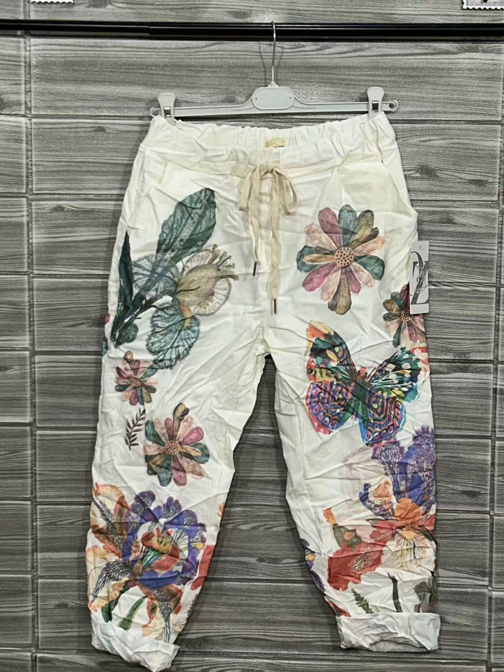 ZOPNT6WH Butterfly Garden Print Pants White
