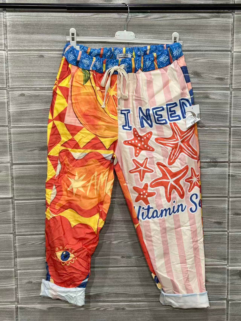 ZOPNT5WH Amore Pop Print Pants White