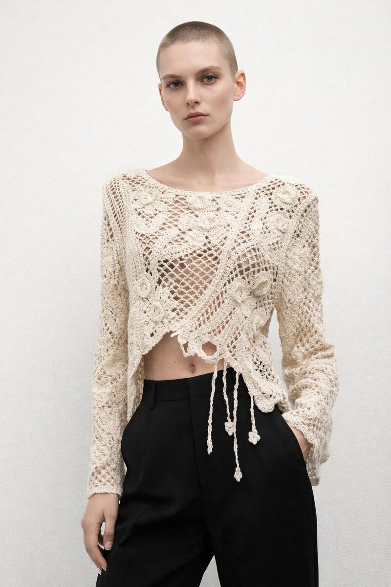 LUEAT Ecru Appliqué Crochet Top Cotton One Size S/M