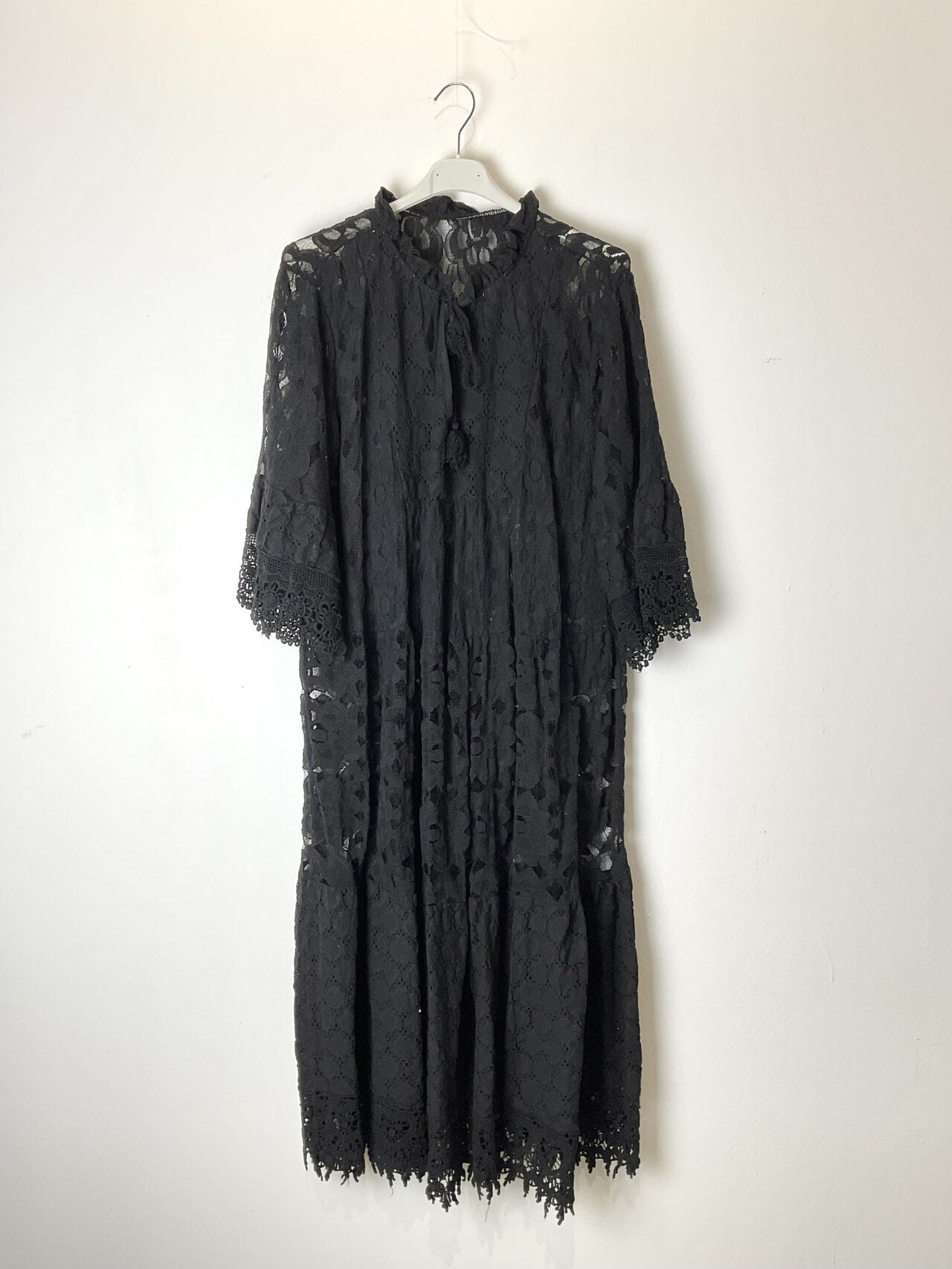 TDLRM Lace Ruffle Maxi Dress — Black