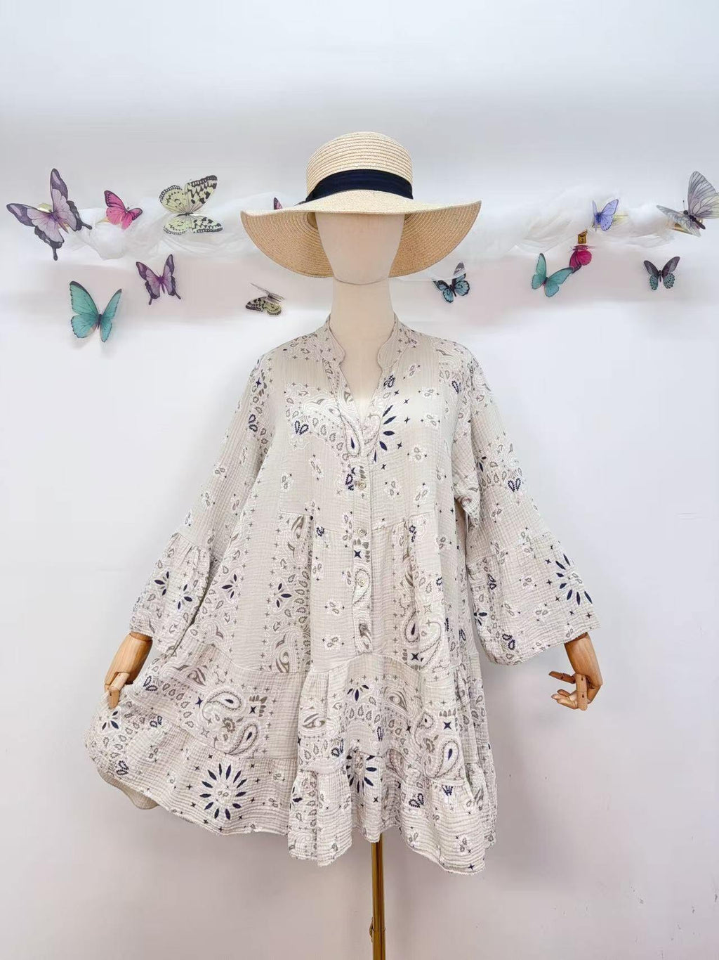 Loowie Short Dress in Beige