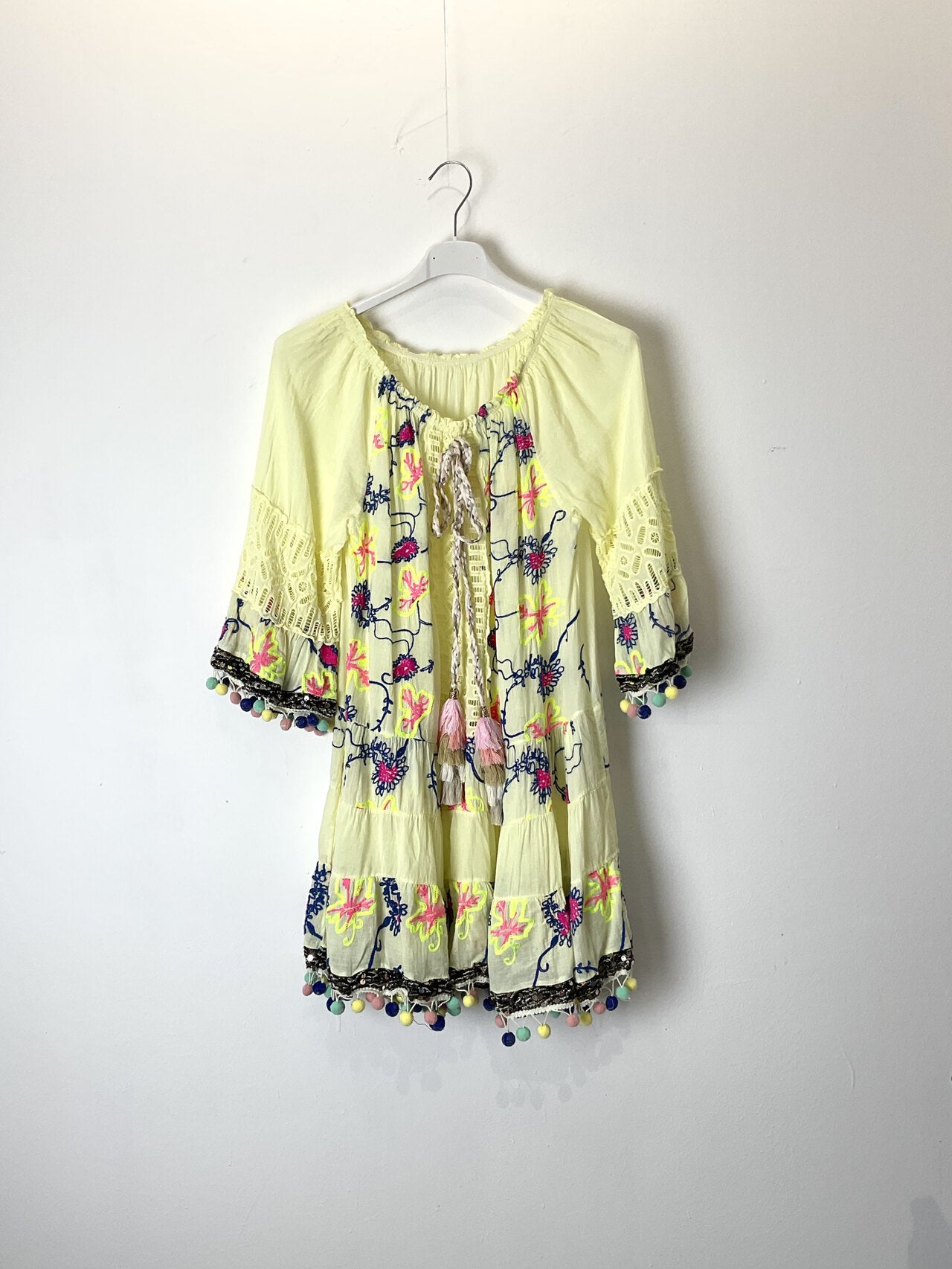 TDOFM Off-Shoulder Floral Mini Dress — Yellow