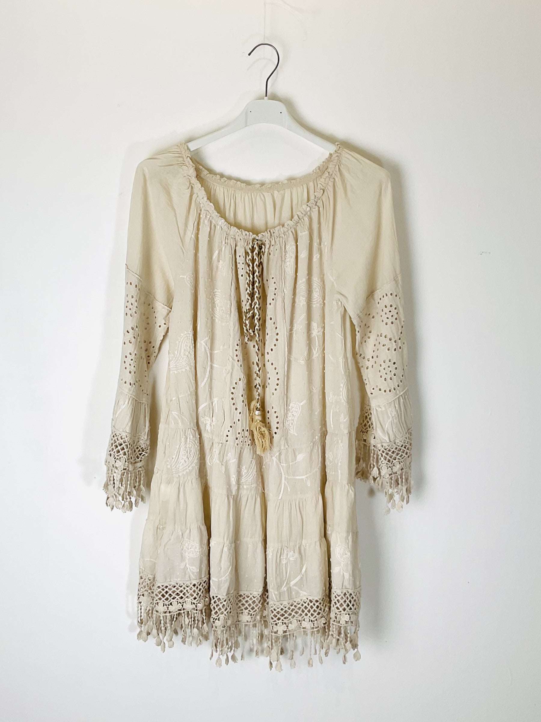 TDBEF Boho Short Dress Eyelet Fringes — Beige