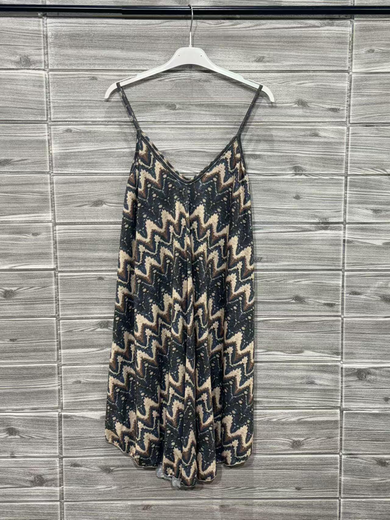 ZOPD3DB Chevron Print Slip Dress Dark Blue