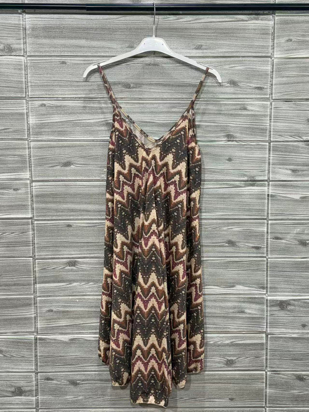 ZOPD3DN Chevron Print Slip Dress Dark Brown