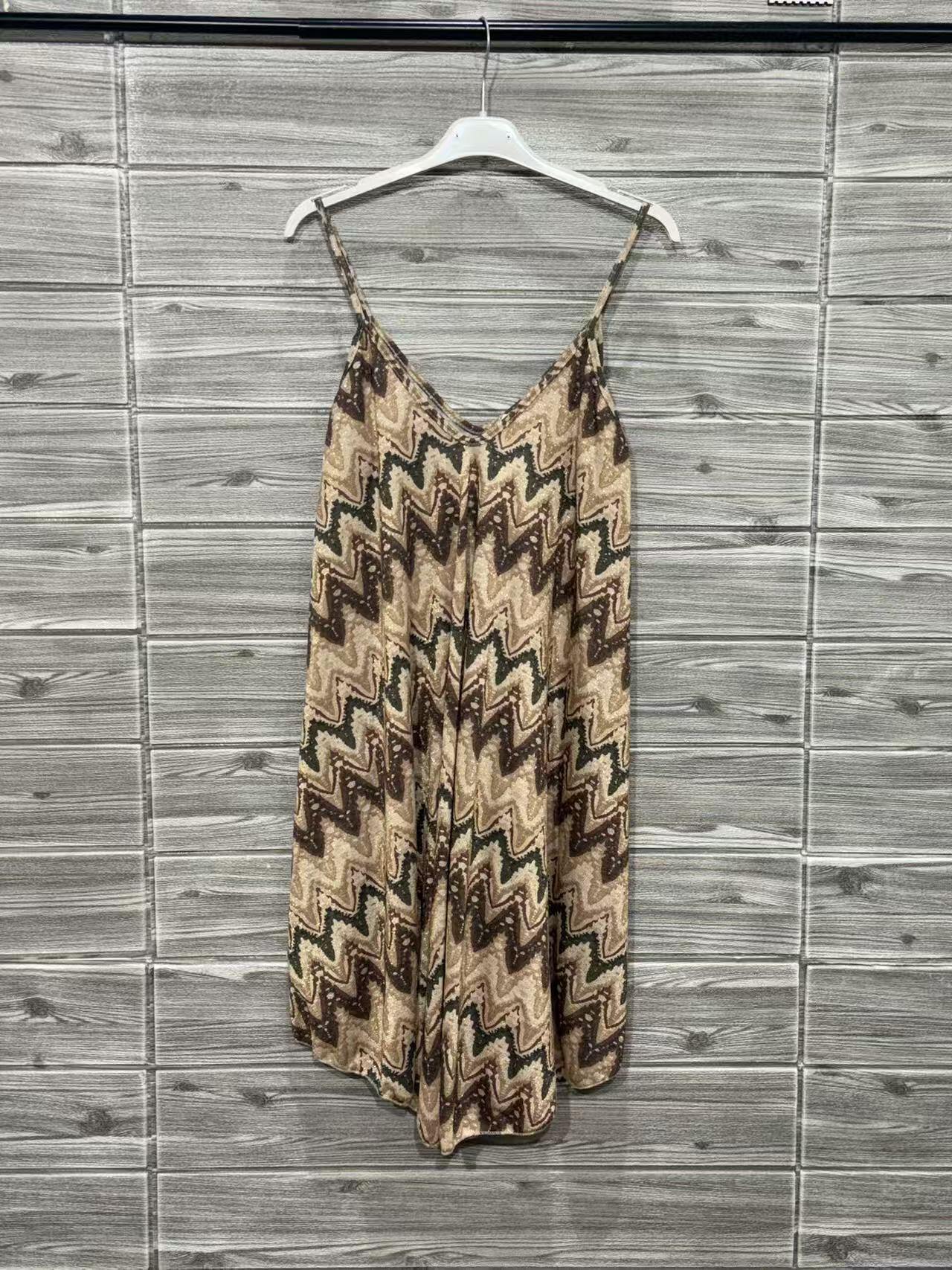 ZOPD3EC Chevron Print Slip Dress Ecru