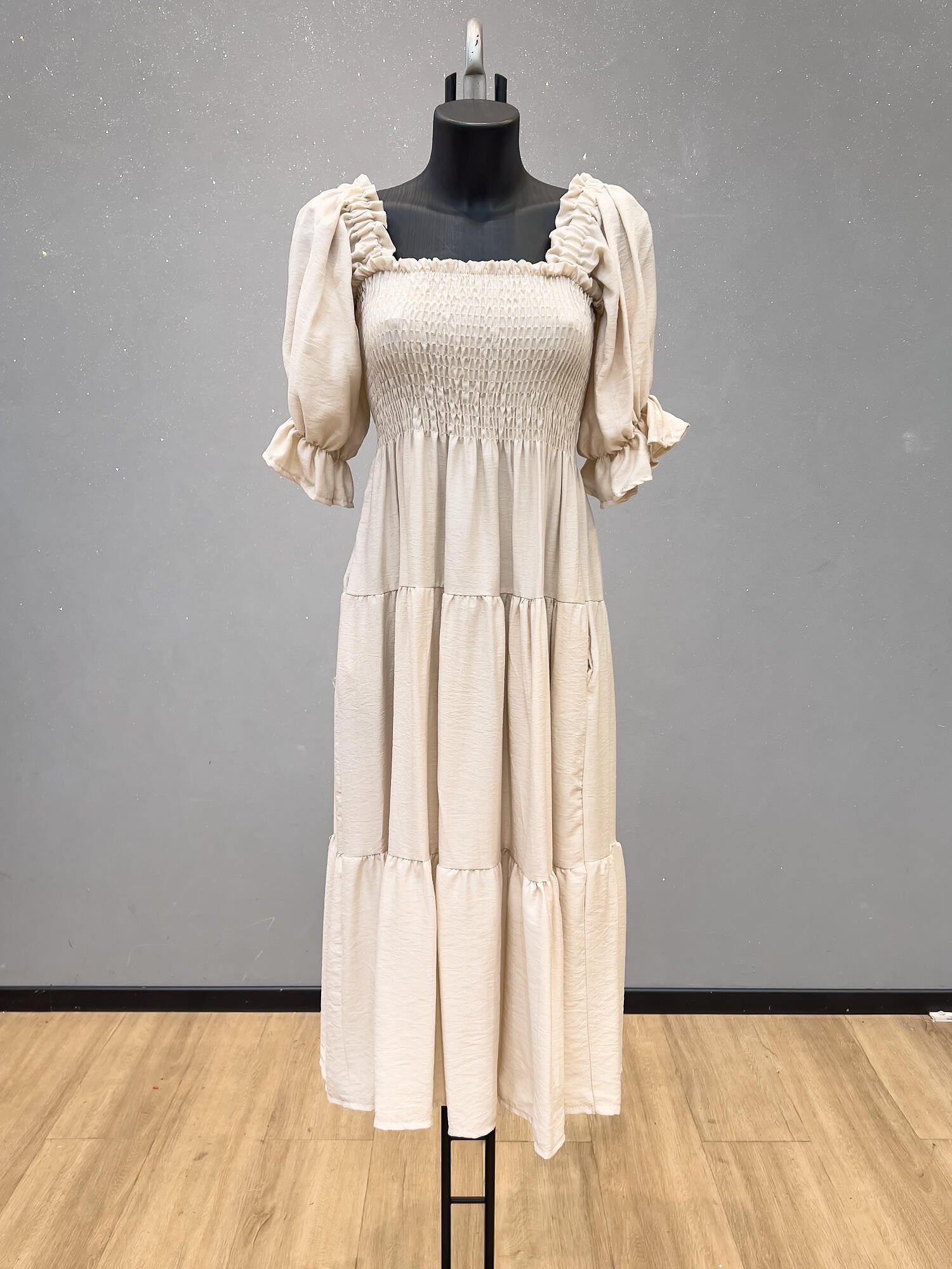 VLLHSEC Ruffled Long Dress Ecru