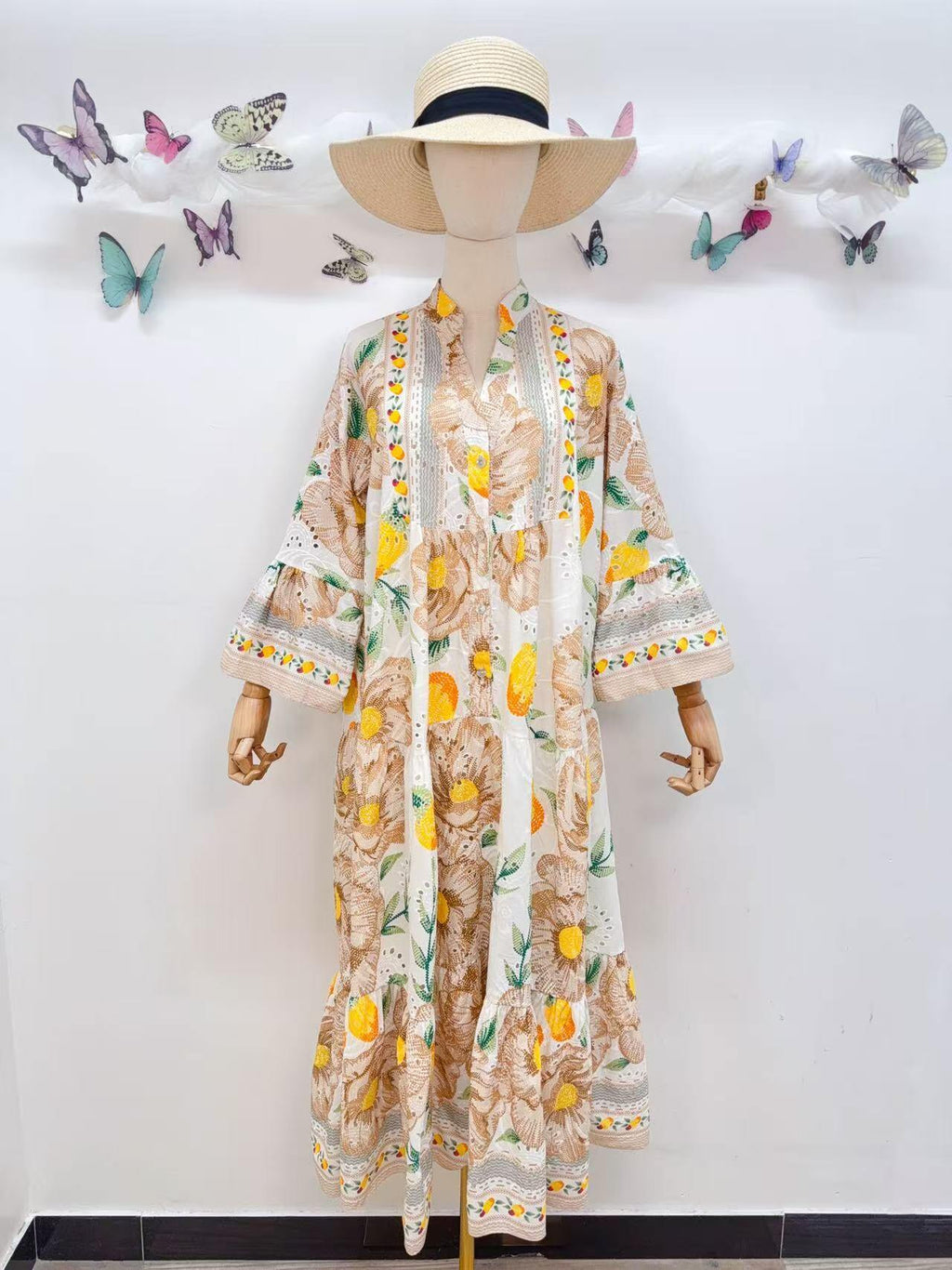 Loowie Embroidered Maxi in Beige