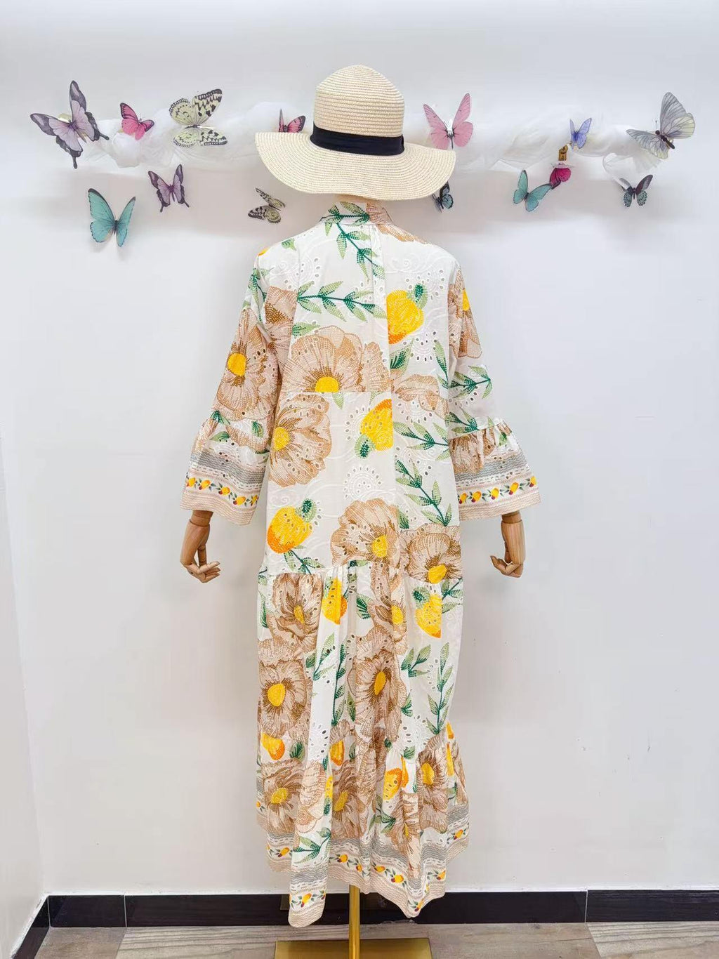 Loowie Embroidered Maxi in Beige