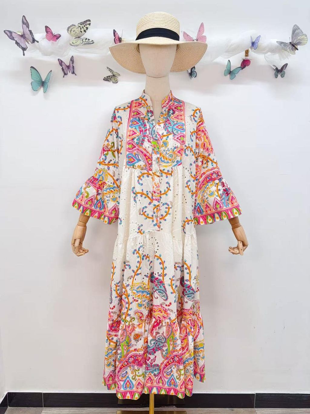 Loowie Embroidered Print in Fuchsia