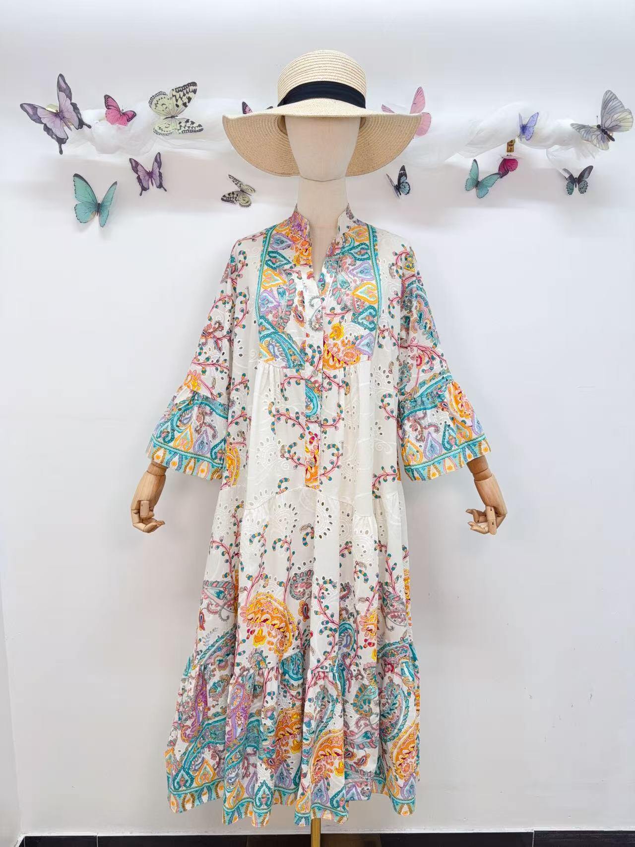Loowie Embroidered Print in Turquoise