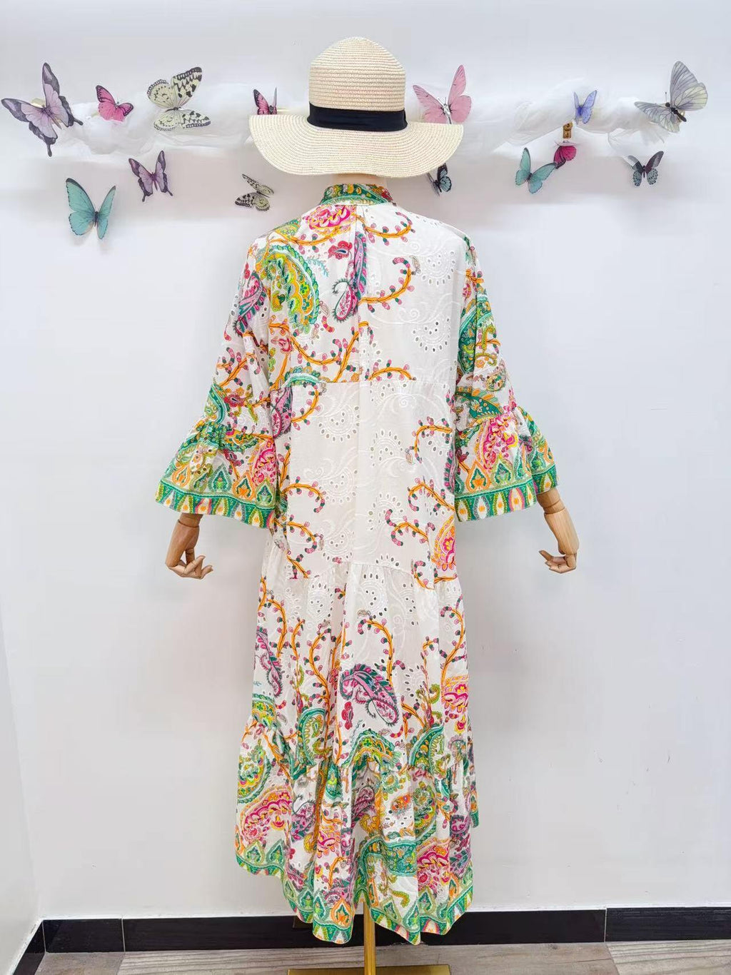 Loowie Embroidered Print in Green