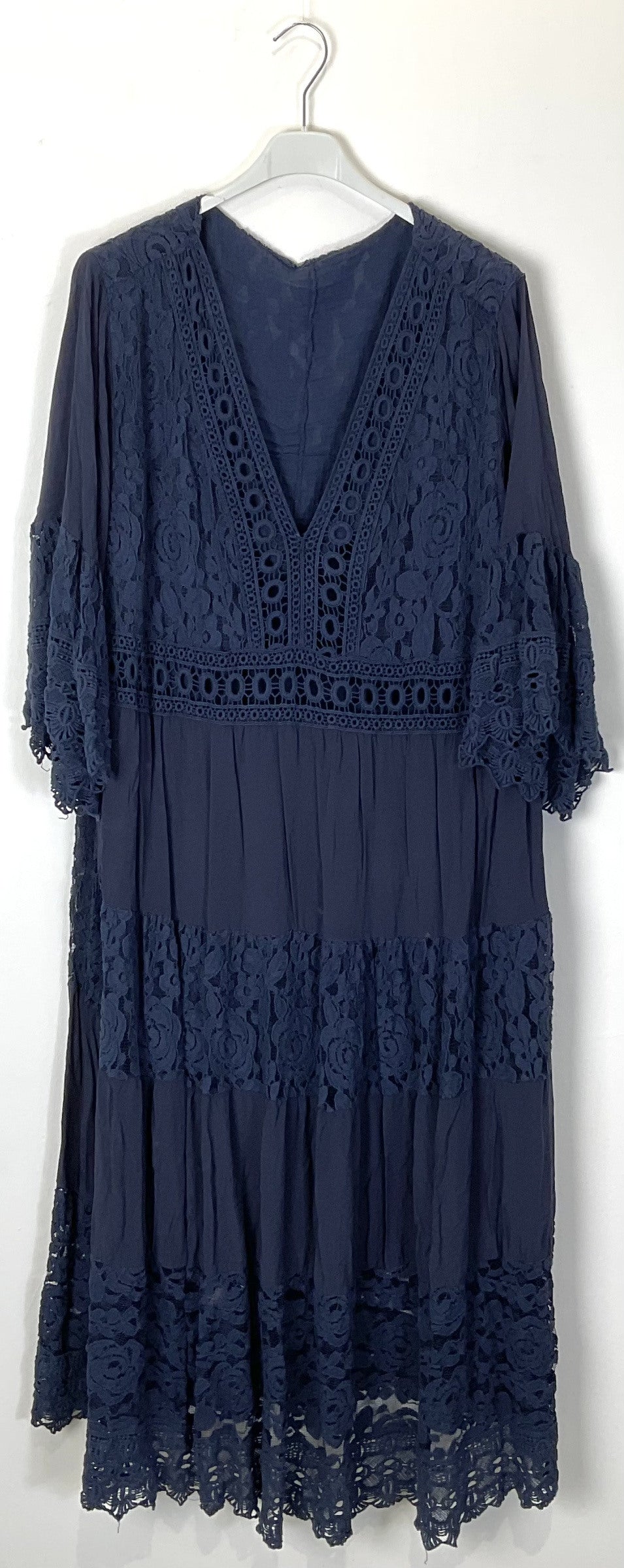 TDLLD Long Lace Dress V-Neck 3/4 Sleeves — Dark Blue