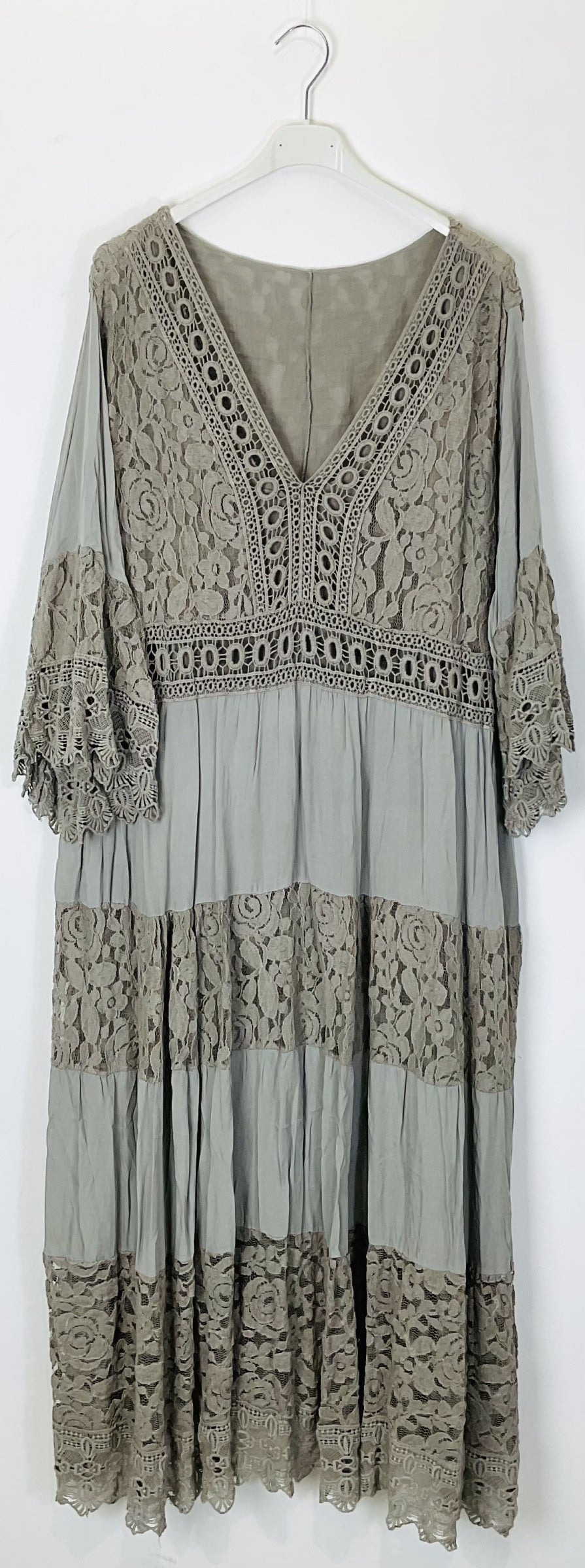 TDLLD Long Lace Dress V-Neck 3/4 Sleeves — Gray