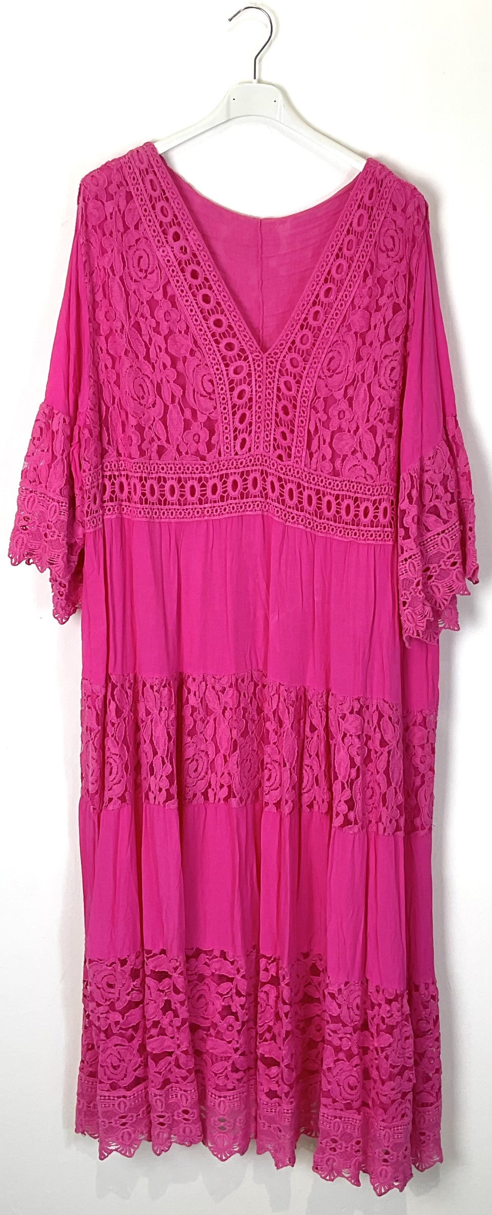 TDLLD Long Lace Dress V-Neck 3/4 Sleeves — Magenta