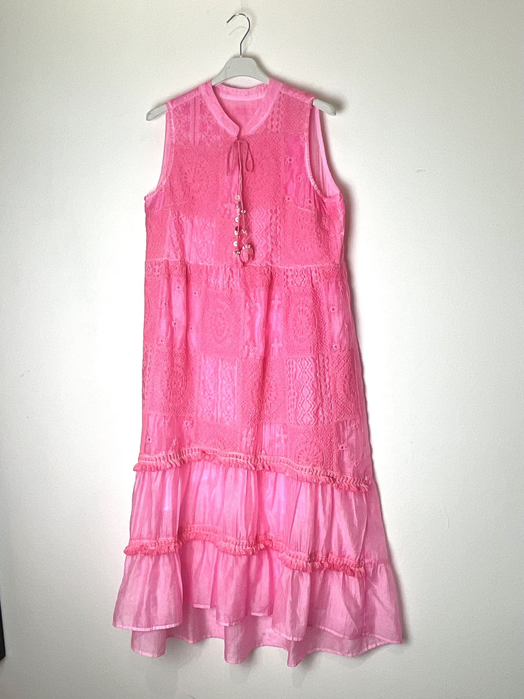 TDSLR Sleeveless Lace Ruffle Dress — Fuchsia