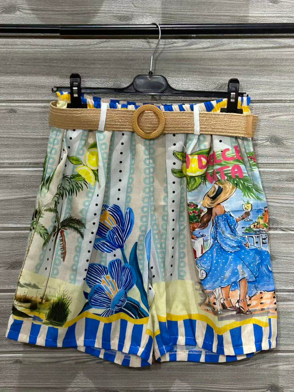 ZOSRT4WH Tropical Border Print Shorts White