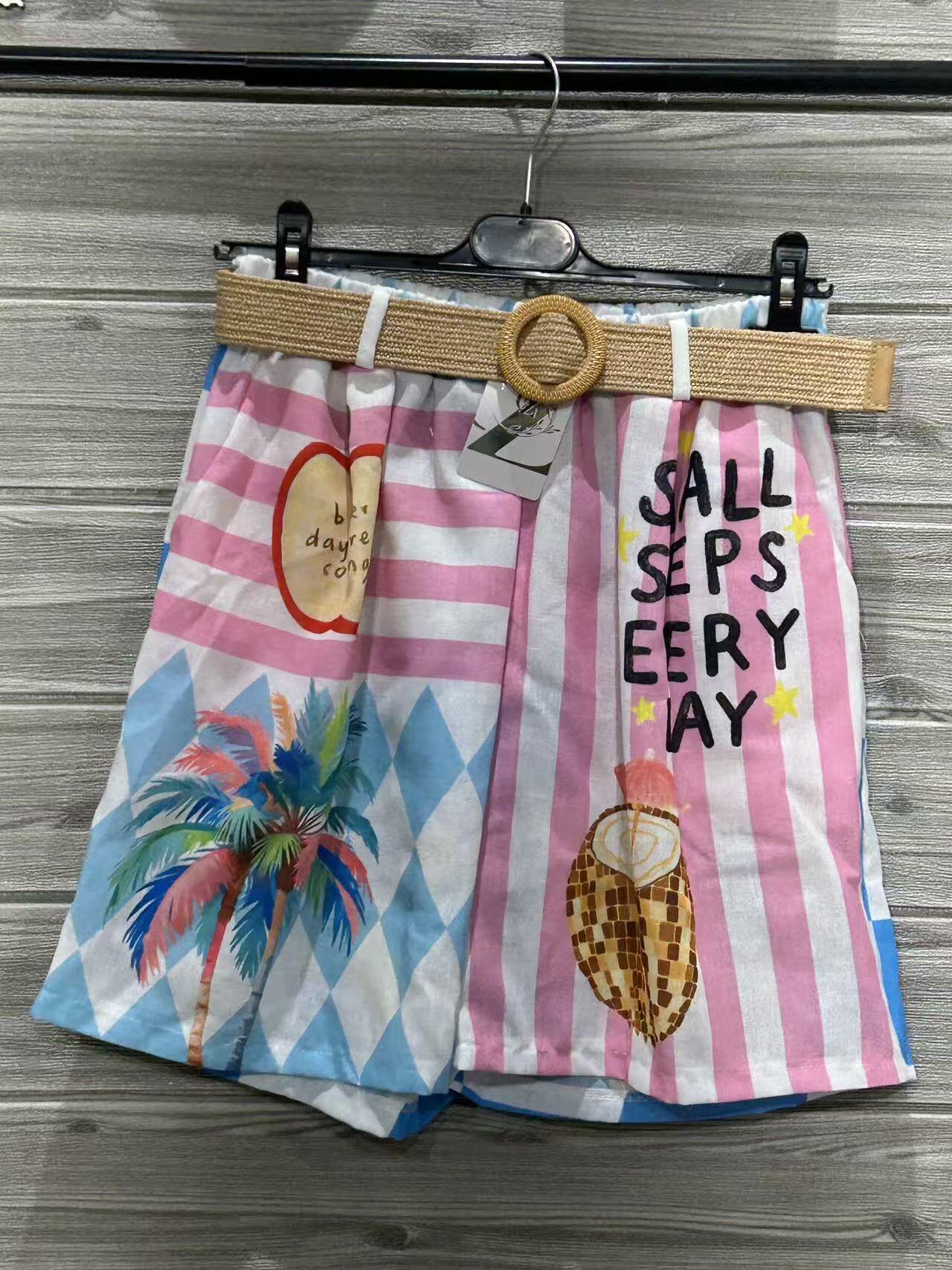ZOSRT2WH Pink Stripe Palm Print Shorts White