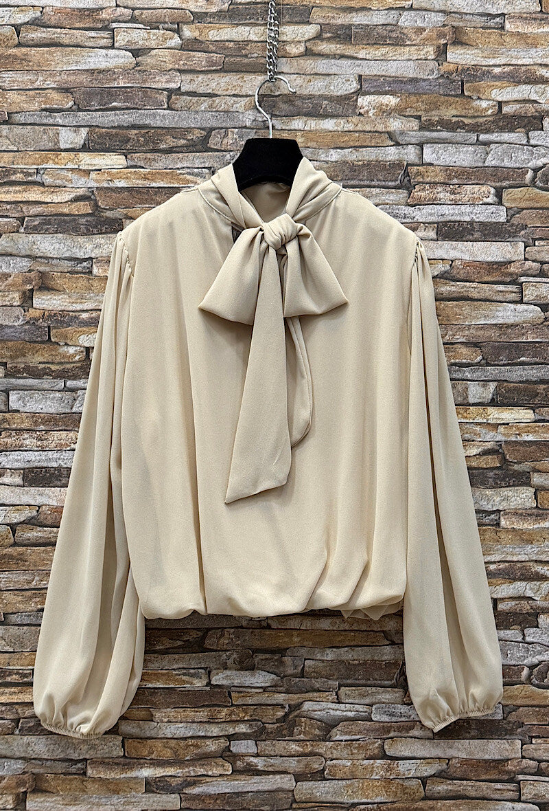 ES9 Beige Lace Blouse